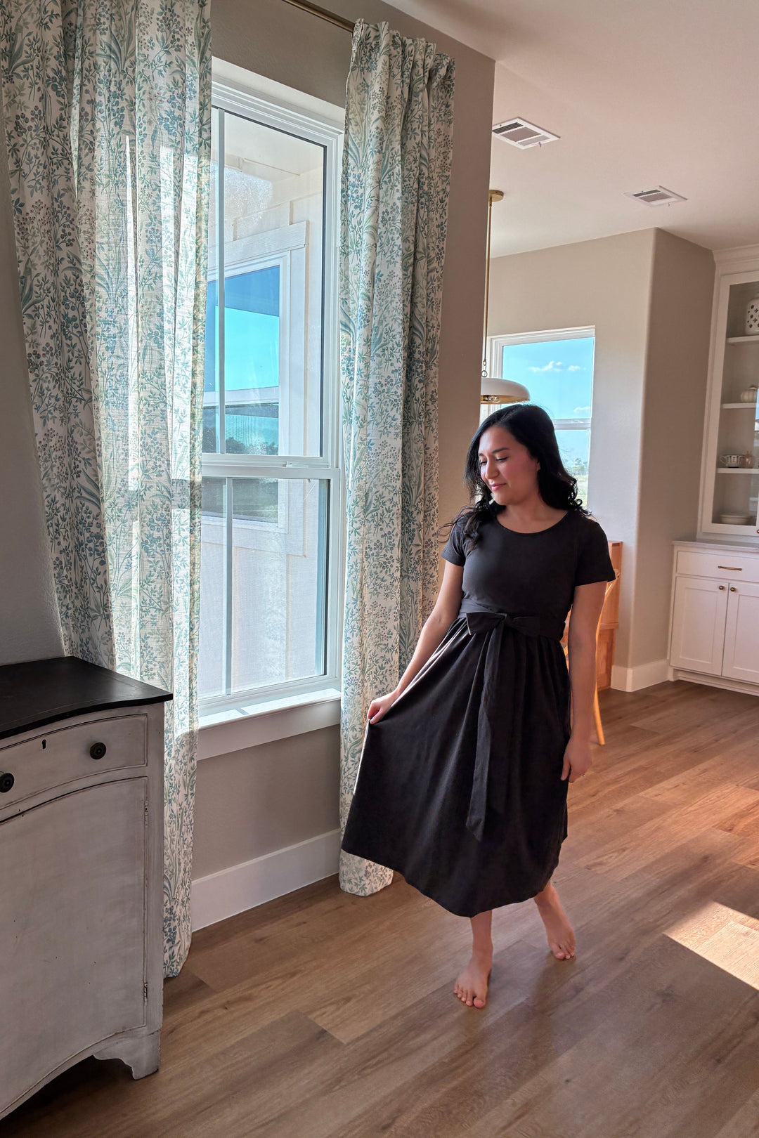 The Heritage Everyday Nursing Dress